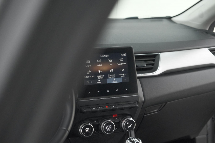 Renault Captur TCe 130 Intens | Trekhaak | Navigatie | Carplay | 18 Inch