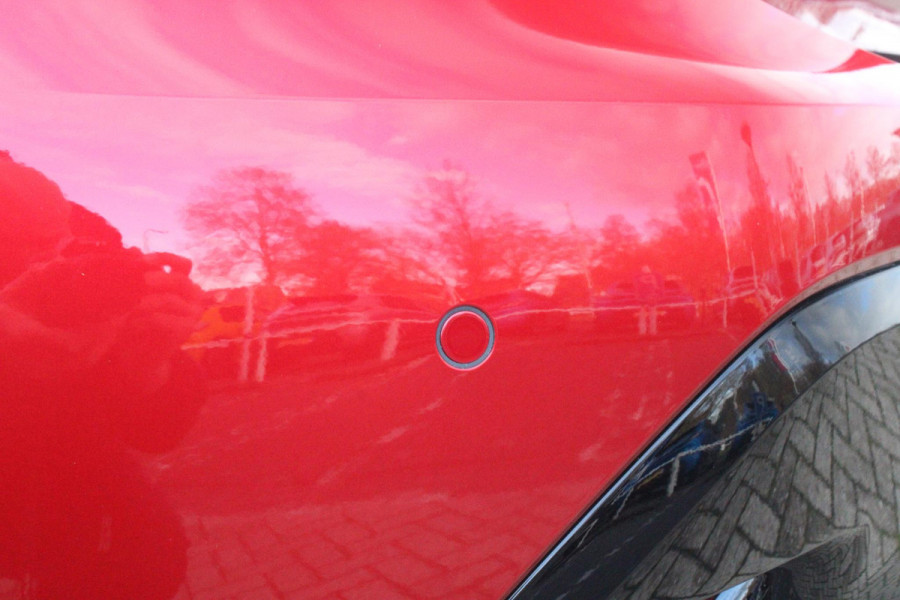 Peugeot 308 1.2 Hybrid 145PK E-DCS6 Allure | AGR STOEL | STOEL EN STUUR VEWARMING | KEYLESS ENTRY/START | DRAADLOZE APPLE CARPLAY/ANDROID AUTO | NAVIGATIE | CLIMATE CONTROL | LICHTMETALEN VELGEN 17" | LED KOPLAMPEN | ACHTERUITRIJCAMERAA | ADAPTIVE CRUISE CONTROL | DRAADLOZE TELEFOONLADER |