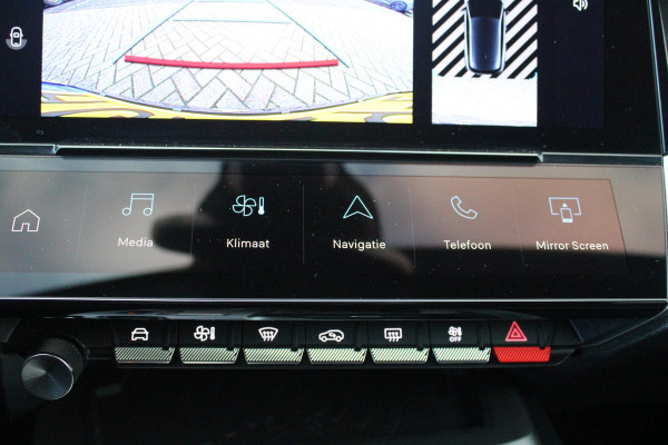 Peugeot 308 1.2 Hybrid 145PK E-DCS6 Allure | AGR STOEL | STOEL EN STUUR VEWARMING | KEYLESS ENTRY/START | DRAADLOZE APPLE CARPLAY/ANDROID AUTO | NAVIGATIE | CLIMATE CONTROL | LICHTMETALEN VELGEN 17" | LED KOPLAMPEN | ACHTERUITRIJCAMERAA | ADAPTIVE CRUISE CONTROL | DRAADLOZE TELEFOONLADER |