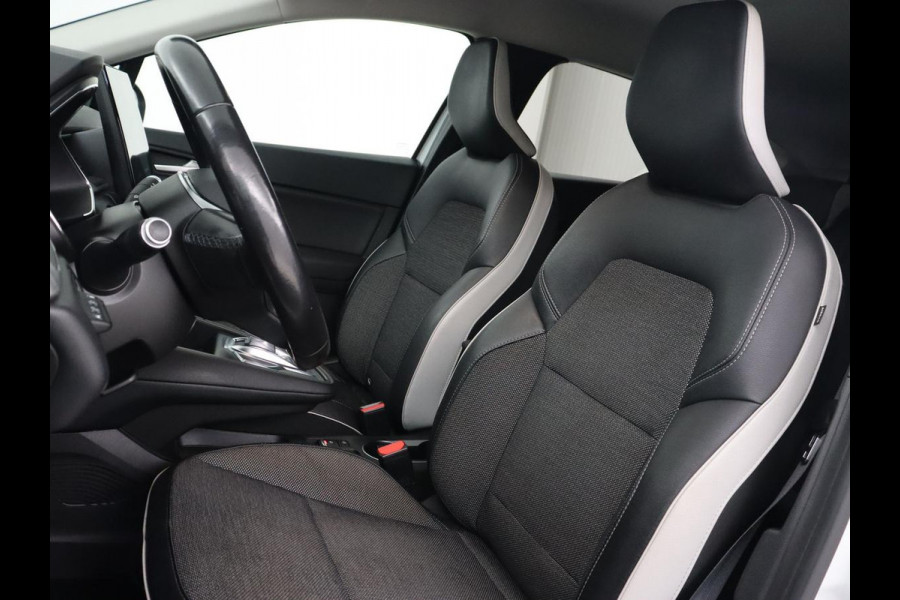 Renault Captur E-TECH Plug-in Hybrid Intens | 360 camera | Carplay | Park Assist | Navigatie | Keyless | Full LED | Climate control | Cruise control | PHEV