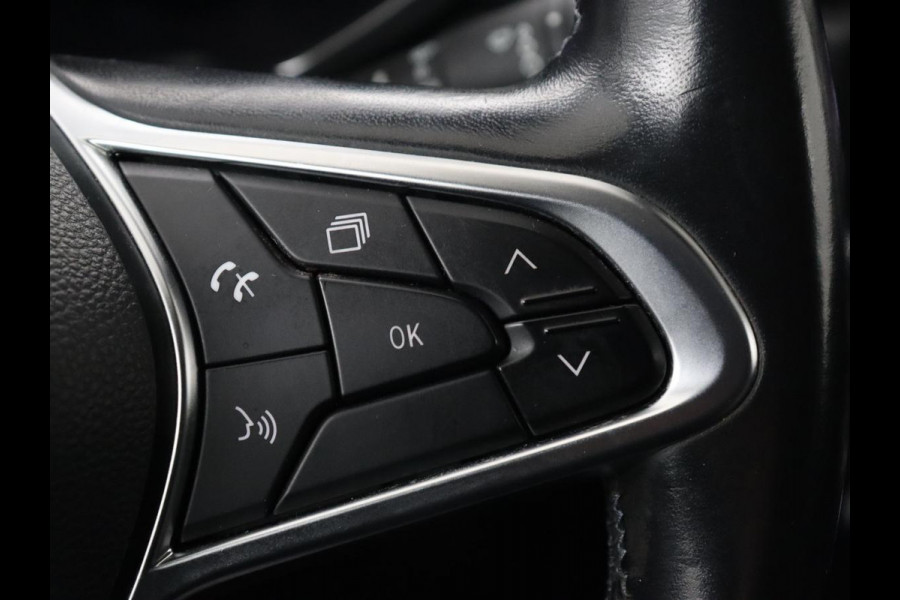 Renault Captur E-TECH Plug-in Hybrid Intens | 360 camera | Carplay | Park Assist | Navigatie | Keyless | Full LED | Climate control | Cruise control | PHEV