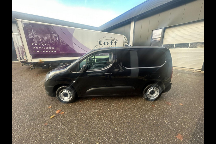 Opel Combo Airco/nav//102pk/euro/6
