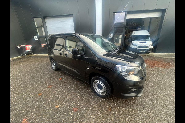 Opel Combo Airco/nav//102pk/euro/6
