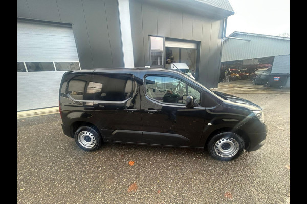 Opel Combo Airco/nav//102pk/euro/6