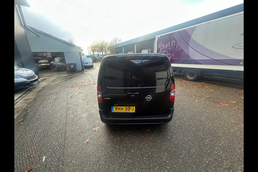 Opel Combo Airco/nav//102pk/euro/6