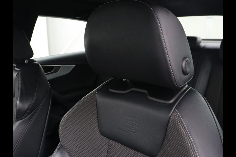 Audi A5 40 TFSI Sport S-Line edition | Carplay | Sportstoelen | Full LED | Half leder | Navigatie | Parkeerhulp | Cruise control | Bluetooth | Climate control | Sportstuur