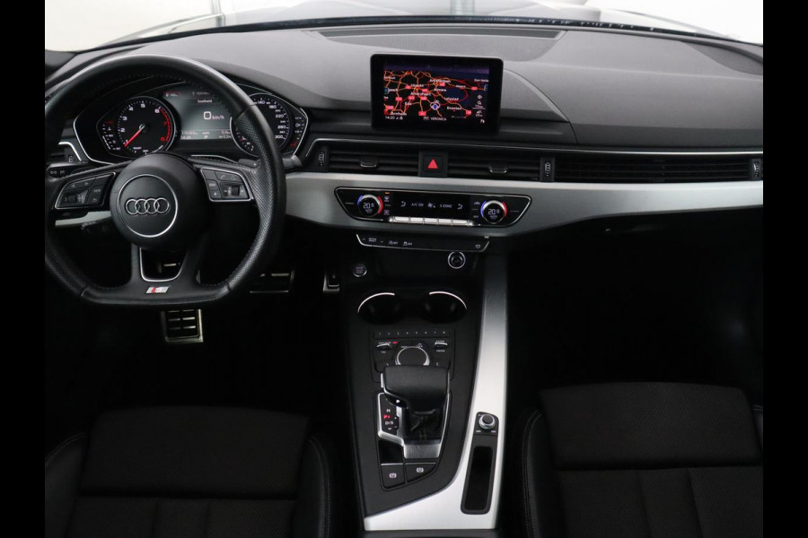 Audi A5 40 TFSI Sport S-Line edition | Carplay | Sportstoelen | Full LED | Half leder | Navigatie | Parkeerhulp | Cruise control | Bluetooth | Climate control | Sportstuur