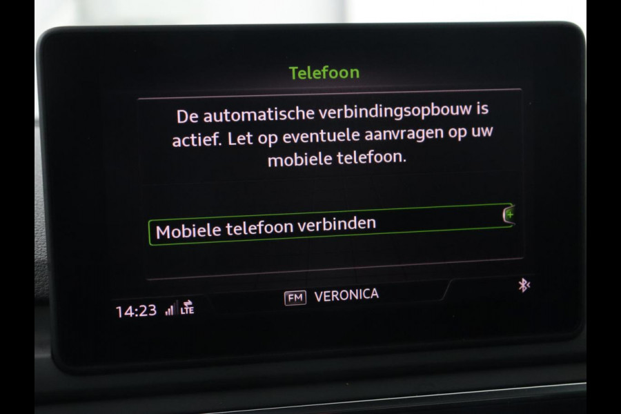 Audi A5 40 TFSI Sport S-Line edition | Carplay | Sportstoelen | Full LED | Half leder | Navigatie | Parkeerhulp | Cruise control | Bluetooth | Climate control | Sportstuur
