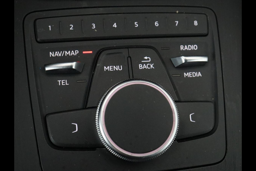 Audi A5 40 TFSI Sport S-Line edition | Carplay | Sportstoelen | Full LED | Half leder | Navigatie | Parkeerhulp | Cruise control | Bluetooth | Climate control | Sportstuur