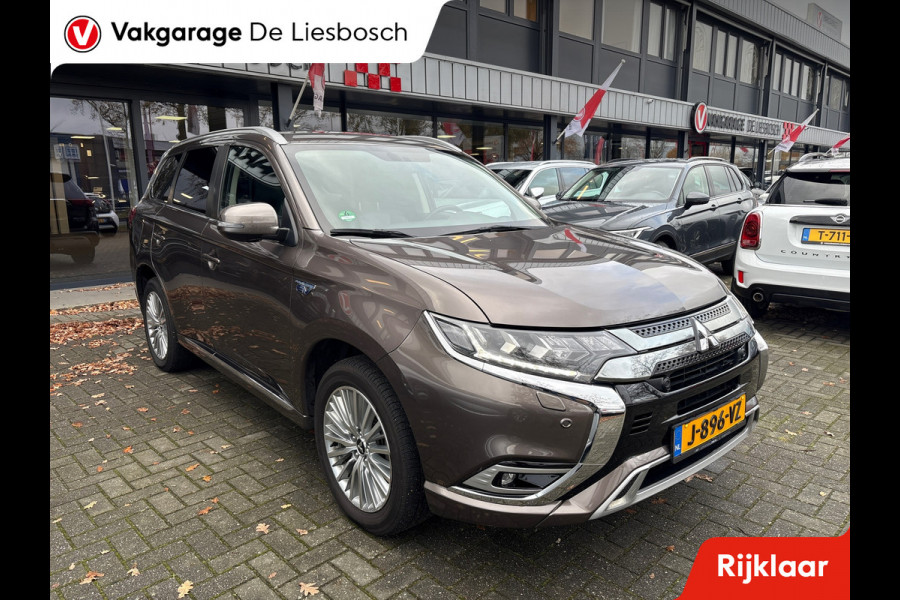 Mitsubishi Outlander 2.4 PHEV Intense / Navigatie / trekhaak / camera / stoelverwarming