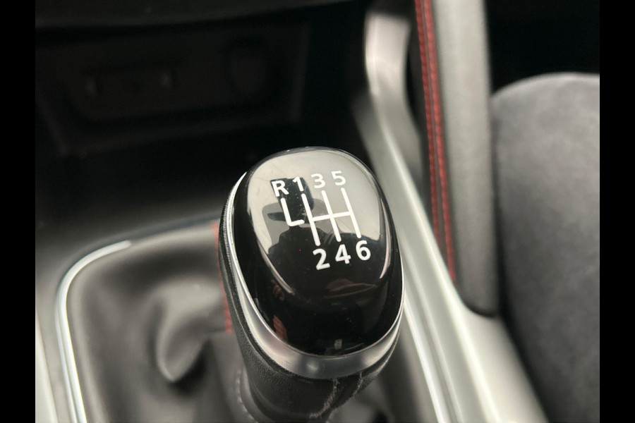 Renault Kadjar 1.2 TCe Extase * Origineel Nederlands * Trekhaak Leder Camera Stoelverwarming Keyless Bose