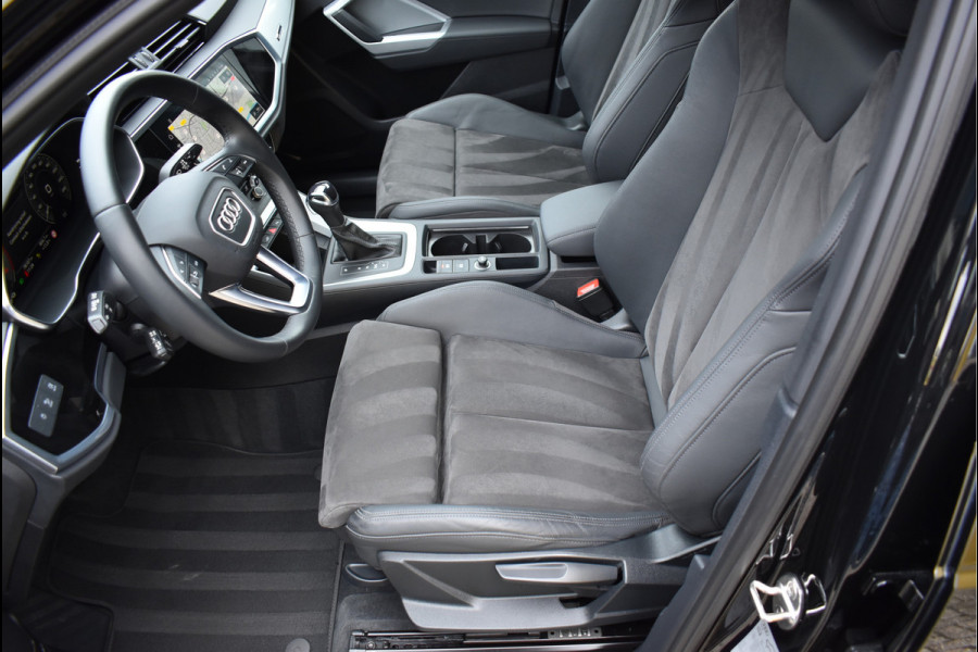 Audi Q3 45 TFSI e S-Line 245 Pk Black Ed Navi Leder/Alcantara Keyless Camera 19 Inch