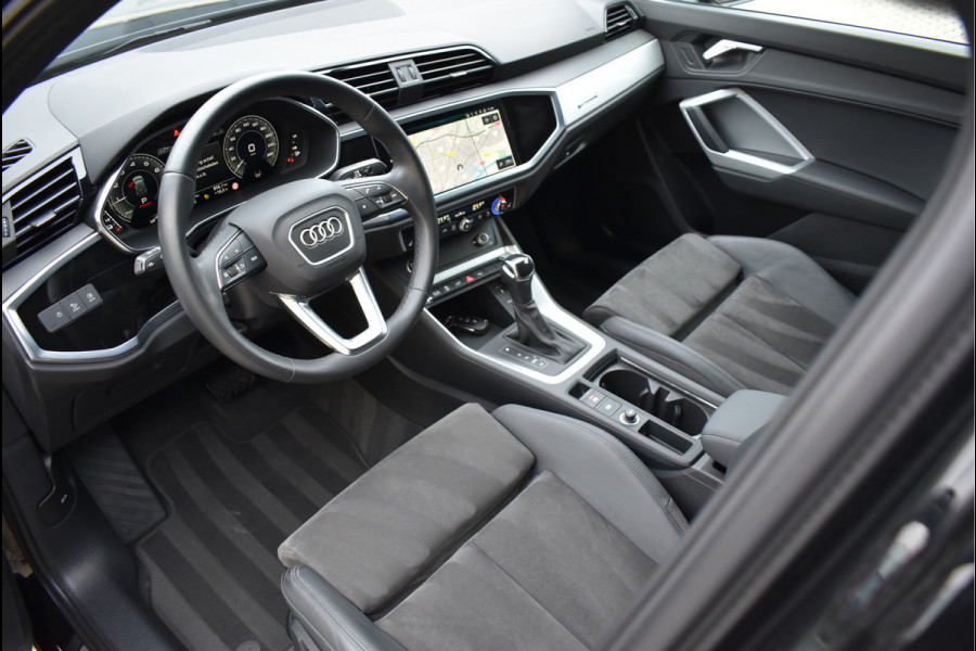 Audi Q3 45 TFSI e S-Line 245 Pk Black Ed Navi Leder/Alcantara Keyless Camera 19 Inch