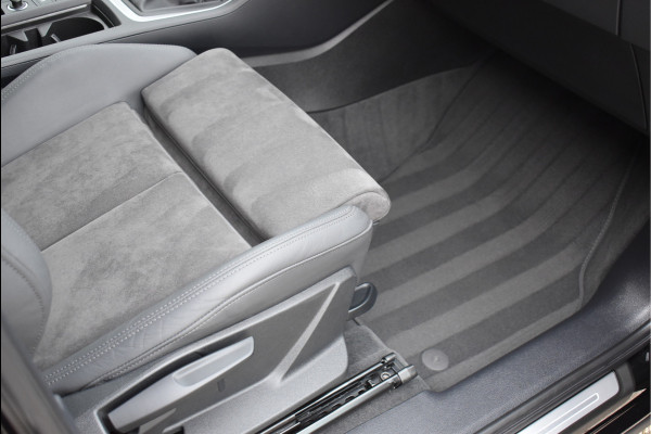 Audi Q3 45 TFSI e S-Line 245 Pk Black Ed Navi Leder/Alcantara Keyless Camera 19 Inch