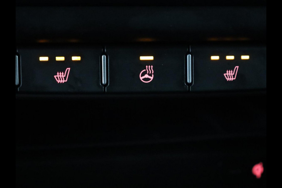 Kia Ceed 1.6 GDI PHEV ExecutiveLine | Panoramadak | Stoelventilatie | Leder | Adaptive cruise | Camera | Carplay | Keyless | Achterbankverwarming | Navigatie | Full LED | Stuurverwarming | Memory | Plug In