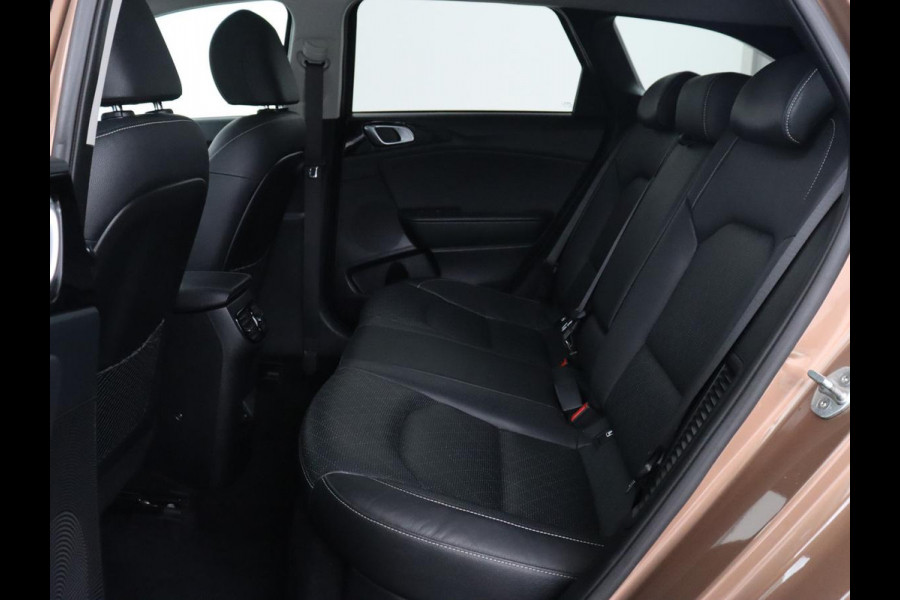 Kia Ceed 1.6 GDI PHEV ExecutiveLine | Panoramadak | Stoelventilatie | Leder | Adaptive cruise | Camera | Carplay | Keyless | Achterbankverwarming | Navigatie | Full LED | Stuurverwarming | Memory | Plug In