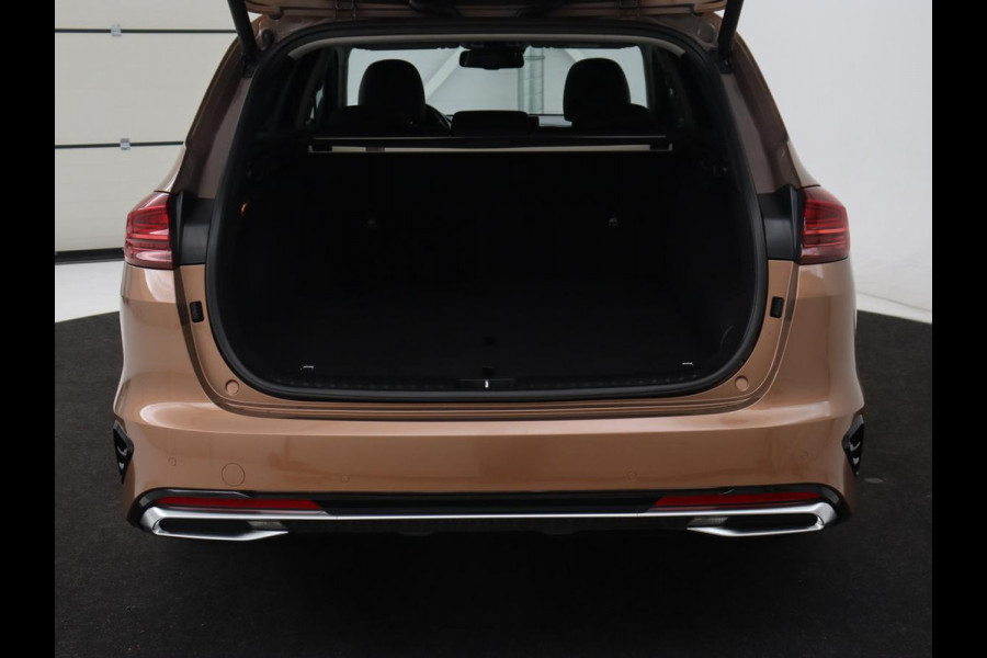 Kia Ceed 1.6 GDI PHEV ExecutiveLine | Panoramadak | Stoelventilatie | Leder | Adaptive cruise | Camera | Carplay | Keyless | Achterbankverwarming | Navigatie | Full LED | Stuurverwarming | Memory | Plug In