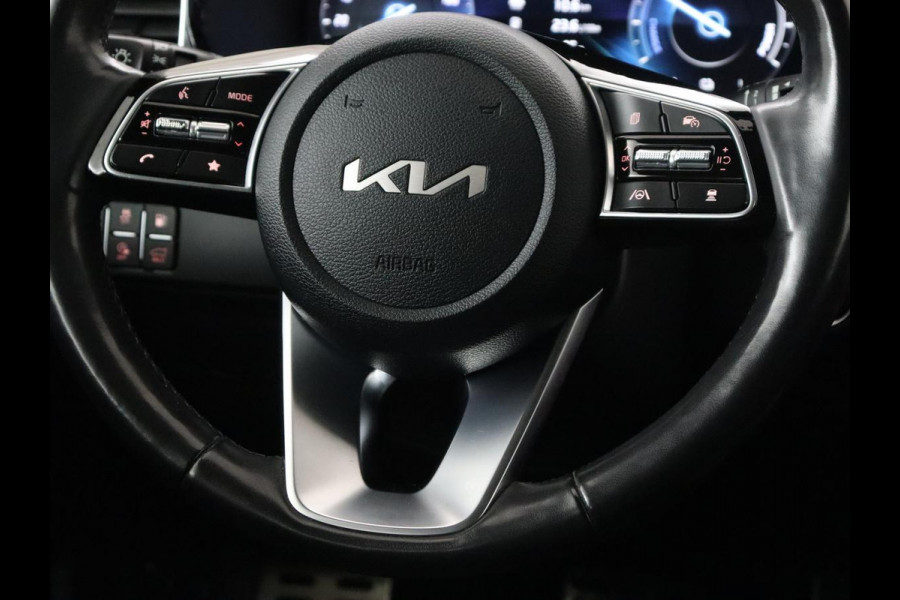 Kia Ceed 1.6 GDI PHEV ExecutiveLine | Panoramadak | Stoelventilatie | Leder | Adaptive cruise | Camera | Carplay | Keyless | Achterbankverwarming | Navigatie | Full LED | Stuurverwarming | Memory | Plug In