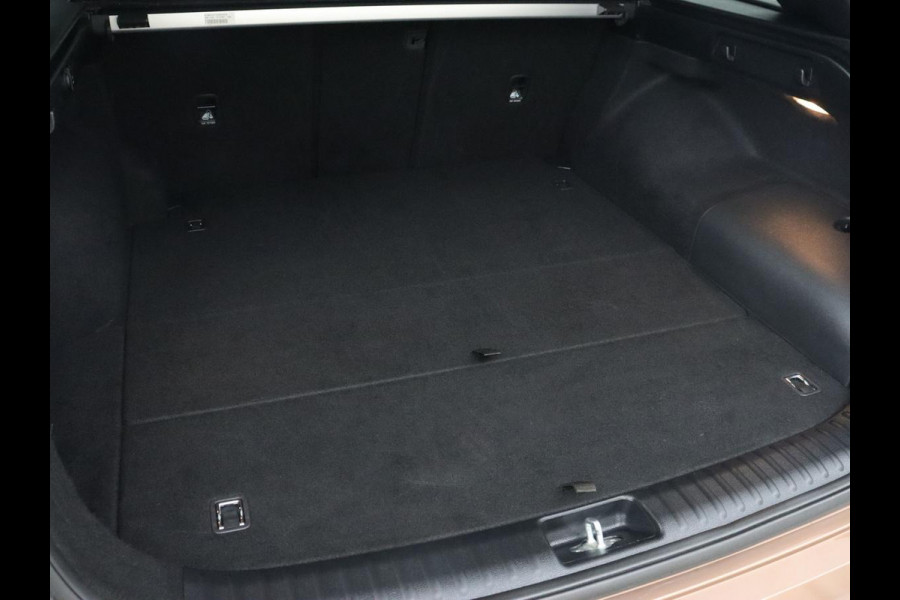 Kia Ceed 1.6 GDI PHEV ExecutiveLine | Panoramadak | Stoelventilatie | Leder | Adaptive cruise | Camera | Carplay | Keyless | Achterbankverwarming | Navigatie | Full LED | Stuurverwarming | Memory | Plug In