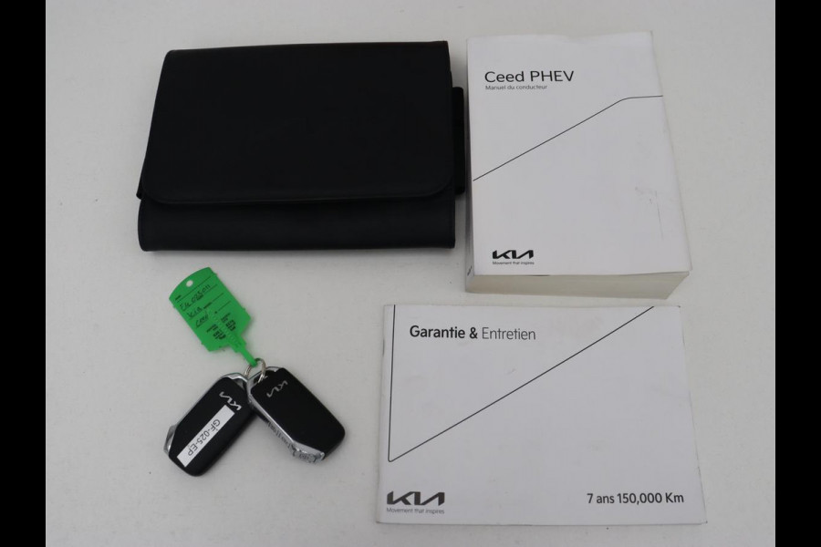 Kia Ceed 1.6 GDI PHEV ExecutiveLine | Panoramadak | Stoelventilatie | Leder | Adaptive cruise | Camera | Carplay | Keyless | Achterbankverwarming | Navigatie | Full LED | Stuurverwarming | Memory | Plug In