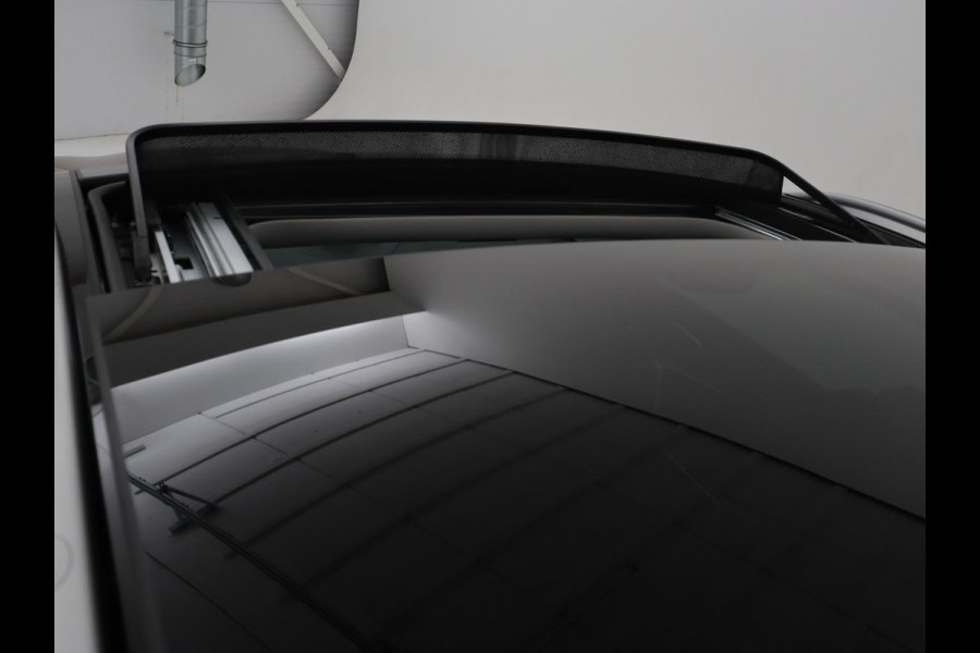 Kia Ceed 1.6 GDI PHEV ExecutiveLine | Panoramadak | Stoelventilatie | Leder | Adaptive cruise | Camera | Carplay | Keyless | Achterbankverwarming | Navigatie | Full LED | Stuurverwarming | Memory | Plug In