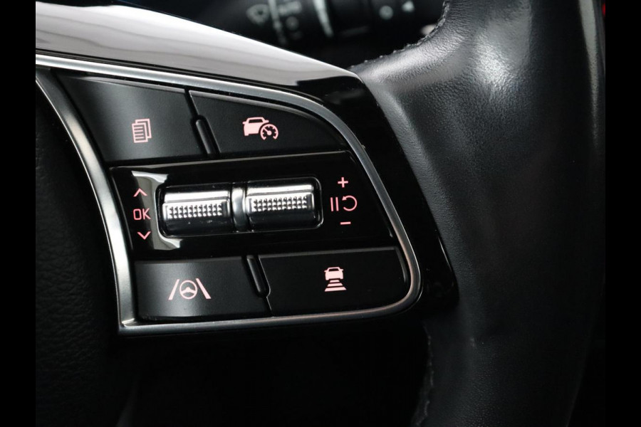 Kia Ceed 1.6 GDI PHEV ExecutiveLine | Panoramadak | Stoelventilatie | Leder | Adaptive cruise | Camera | Carplay | Keyless | Achterbankverwarming | Navigatie | Full LED | Stuurverwarming | Memory | Plug In