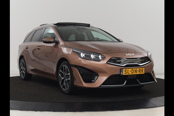 Kia Ceed 1.6 GDI PHEV ExecutiveLine | Panoramadak | Stoelventilatie | Leder | Adaptive cruise | Camera | Carplay | Keyless | Achterbankverwarming | Navigatie | Full LED | Stuurverwarming | Memory | Plug In