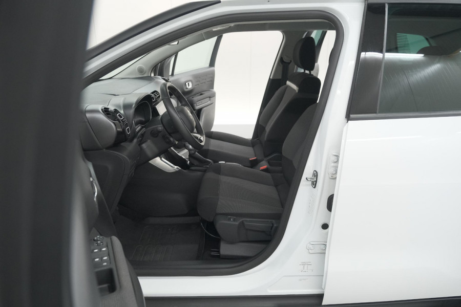 Citroën C3 Aircross PureTech 130 EAT6 Plus | Stoelverwarming | Parkeersensoren | Apple Carplay