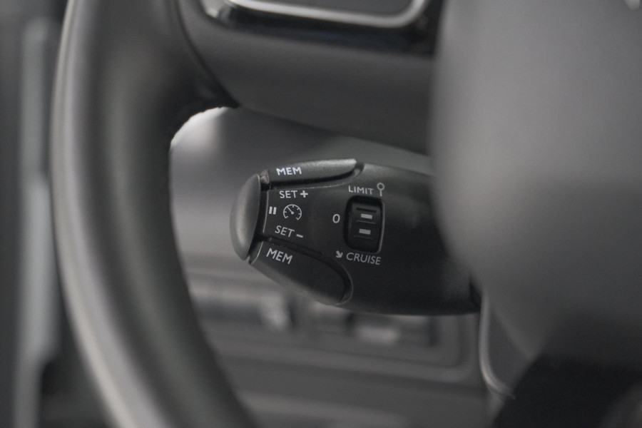 Citroën C3 Aircross PureTech 130 EAT6 Plus | Stoelverwarming | Parkeersensoren | Apple Carplay