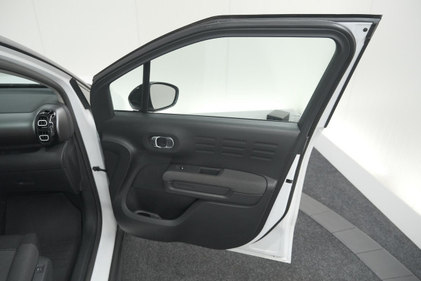 Citroën C3 Aircross PureTech 130 EAT6 Plus | Stoelverwarming | Parkeersensoren | Apple Carplay