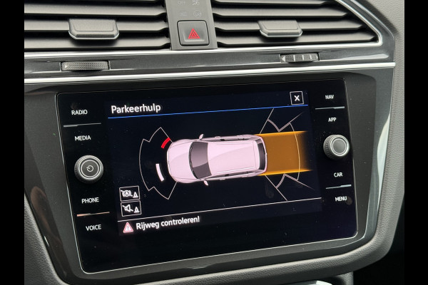 Volkswagen Tiguan 1.5 TSI Elegance | Trekhaak | ACC | IQ Light | DAB+ | HUD | 18 inch
