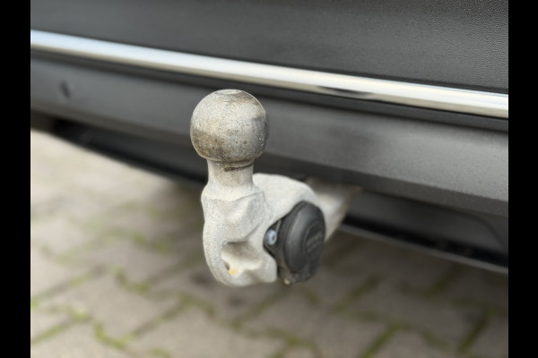 Volkswagen Tiguan 1.5 TSI Elegance | Trekhaak | ACC | IQ Light | DAB+ | HUD | 18 inch