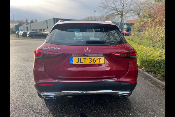 Mercedes-Benz GLA 250 e Progressive I Panorama Dak I Sfeerverlichting I Apple Carplay