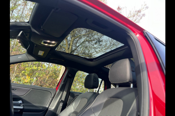 Mercedes-Benz GLA 250 e Progressive I Panorama Dak I Sfeerverlichting I Apple Carplay