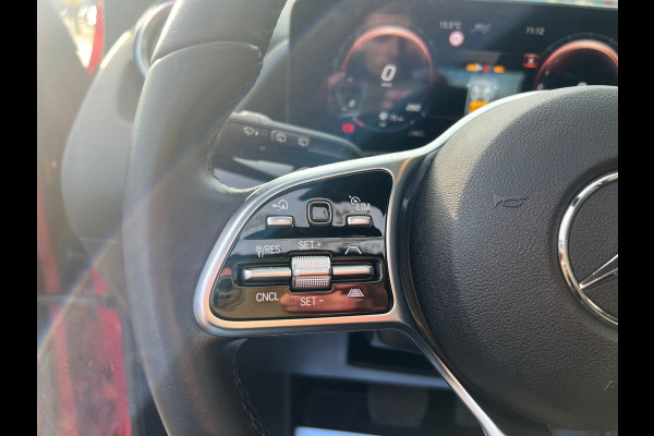 Mercedes-Benz GLA 250 e Progressive I Panorama Dak I Sfeerverlichting I Apple Carplay