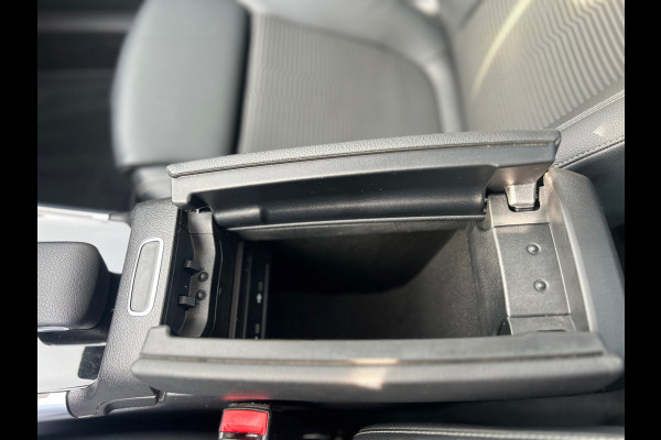 Mercedes-Benz GLA 250 e Progressive I Panorama Dak I Sfeerverlichting I Apple Carplay