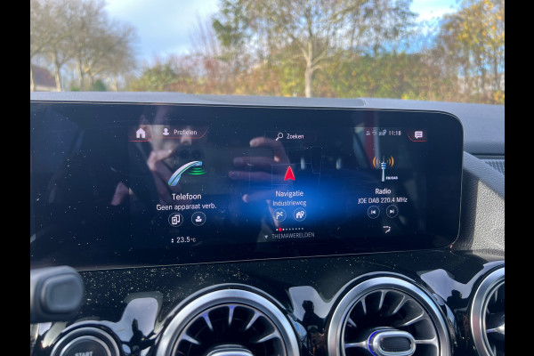 Mercedes-Benz GLA 250 e Progressive I Panorama Dak I Sfeerverlichting I Apple Carplay
