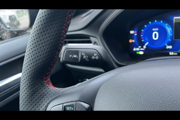 Ford FOCUS Wagon 1.0 EcoBoost Hybrid ST Line X 125pk | NIEUW! | Driver Assistance Pack | Winterpack | 18 inch Licht metaal