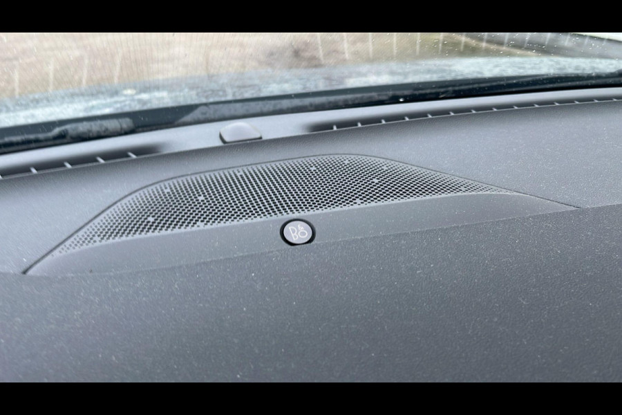 Ford FOCUS Wagon 1.0 EcoBoost Hybrid ST Line X 125pk | NIEUW! | Driver Assistance Pack | Winterpack | 18 inch Licht metaal