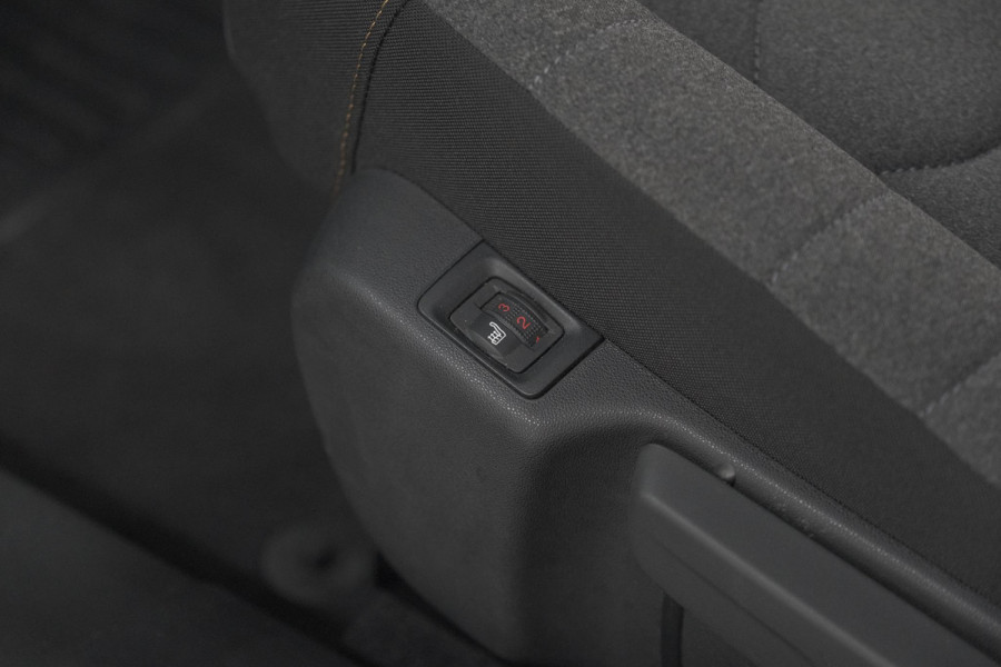 Citroën C3 PureTech 83 Max | Camera | Stoelverwarming | Navigatie | Parkeersensoren