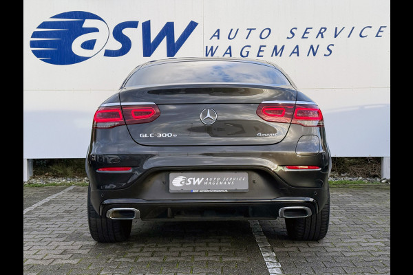 Mercedes-Benz GLC Coupé 300e 4MATIC Business Solution AMG | Trekhaak | MBUX | CarPlay | Camera | LED | 19 inch