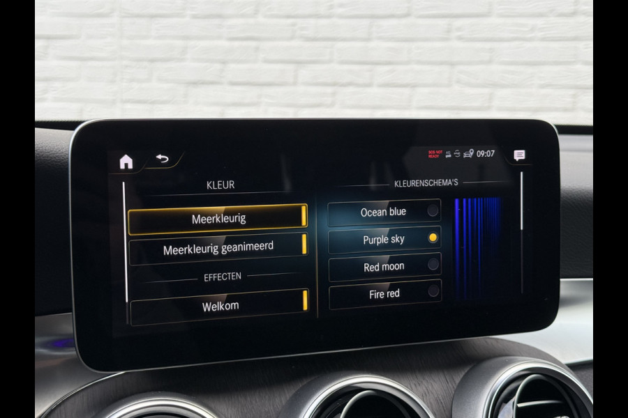 Mercedes-Benz GLC Coupé 300e 4MATIC Business Solution AMG | Trekhaak | MBUX | CarPlay | Camera | LED | 19 inch