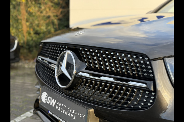 Mercedes-Benz GLC Coupé 300e 4MATIC Business Solution AMG | Trekhaak | MBUX | CarPlay | Camera | LED | 19 inch