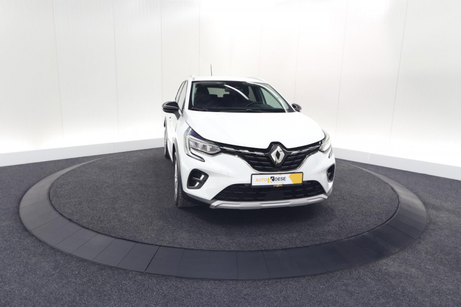 Renault Captur 1.6 E-Tech Plug-in Hybrid 160 Intens | Trekhaak | Camera | Navigatie | Parkeersensoren | Pack Winter