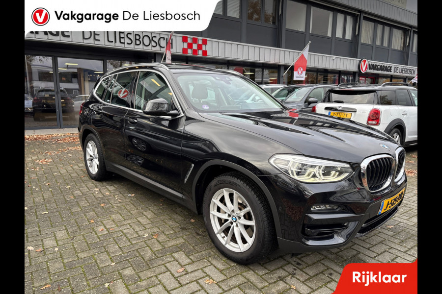 BMW X3 XDrive30e eDrive Edition / Panorama-dak / trekhaak / leder / head-up
