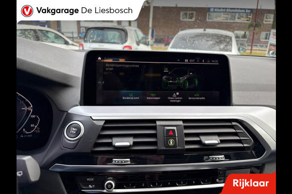 BMW X3 XDrive30e eDrive Edition / Panorama-dak / trekhaak / leder / head-up