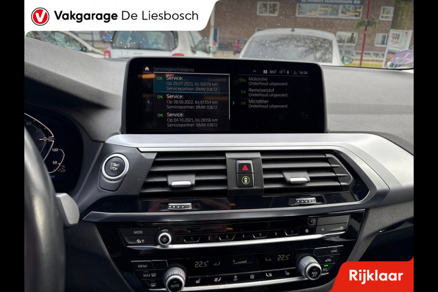 BMW X3 XDrive30e eDrive Edition / Panorama-dak / trekhaak / leder / head-up