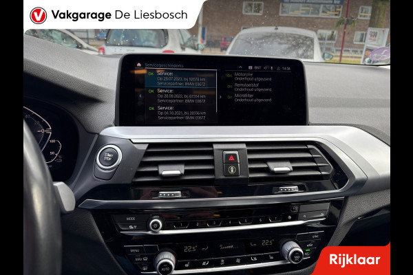 BMW X3 XDrive30e eDrive Edition / Panorama-dak / trekhaak / leder / head-up