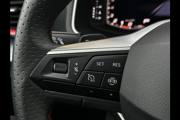 Seat Ibiza 1.0 EcoTSI FR | LED | Virtual cockpit | Camera | Carplay