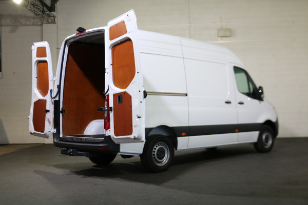 Mercedes-Benz Sprinter 315 CDI L2 H2 Pro Navigatie Camera 3.5T Trekhaak